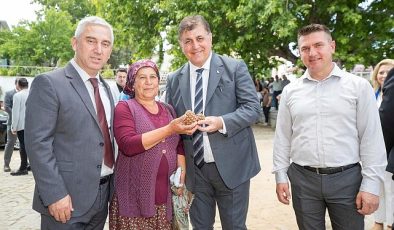 Başkan Tugay’dan Bergama’da altın madenine karşı birlik mesajı “Hepimizin mücadele etmesi gerek”