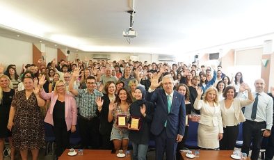 EÜ Eczacılık Fakültesi yeni öğrencilerini bekliyor