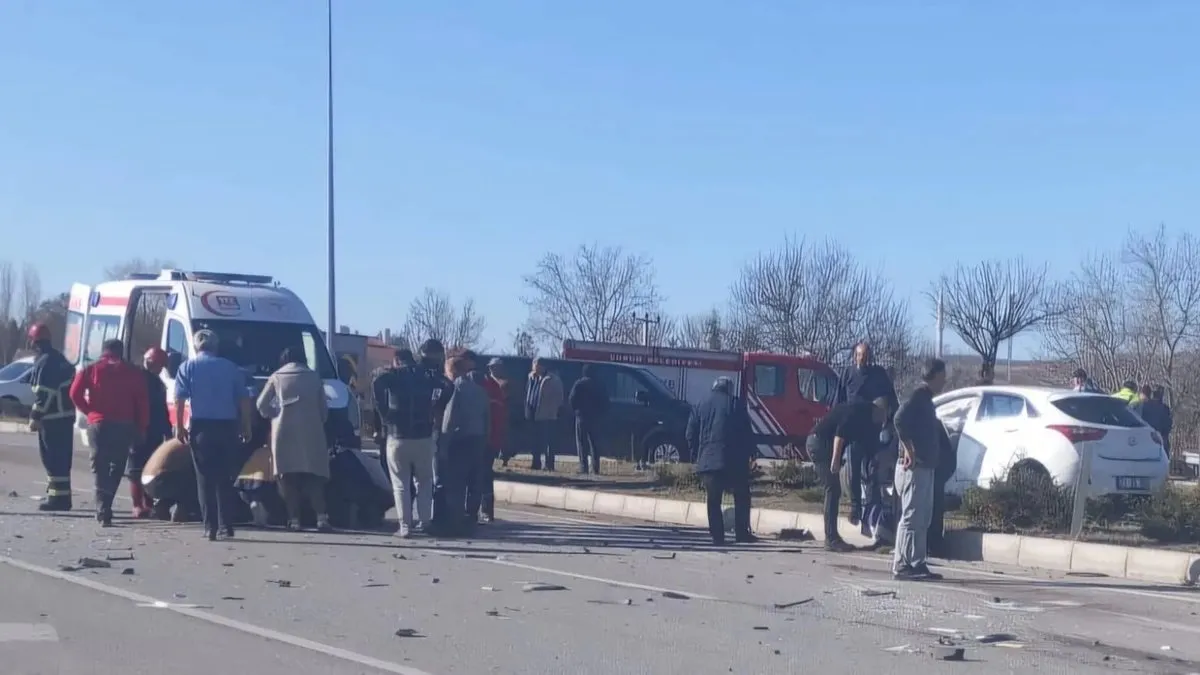 Çorum’da feci kaza: 1 ölü 3 yaralı!