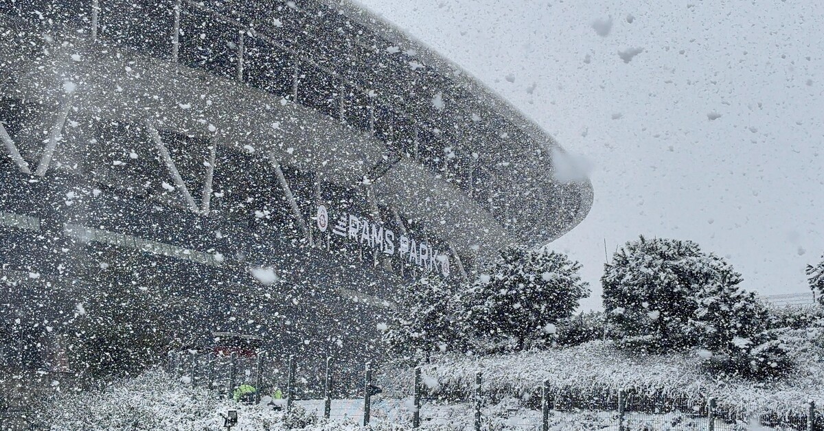 RAMS Park’ta kar yağışı etkili oluyor!